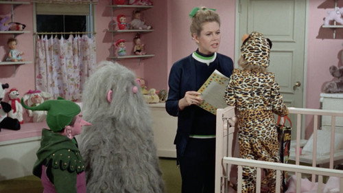 Bewitched Season 4 Episode 8 - A Safe and Sane Halloween