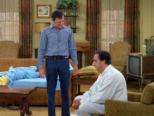 The Odd Couple Season 3 Episode 23 - The Murray Who Came to Dinner