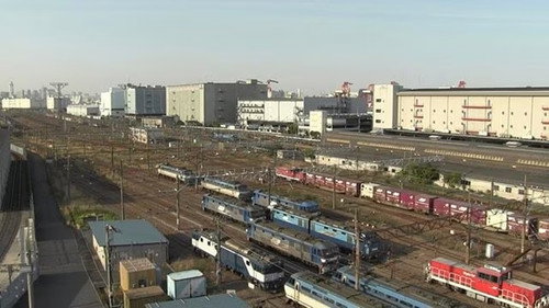 Document 72 Hours Season 10 Episode 15 - Inside Japan's Largest Freight Terminal