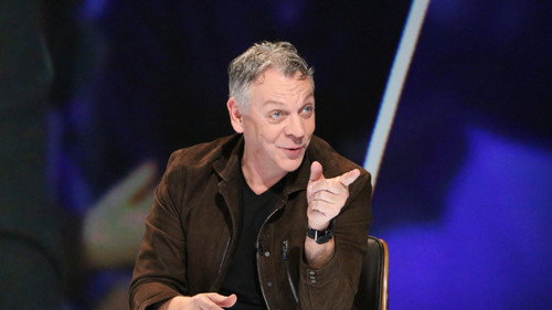 Dans les médias Season 2 Episode 21 - Episode 21