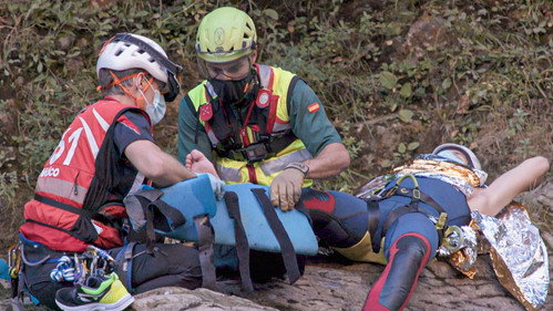 Rescate Season 1 Episode 5 - Underground