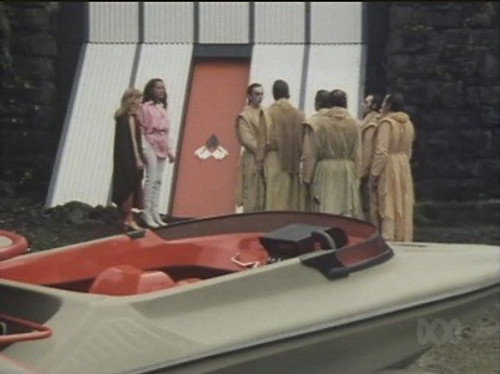 Doctor Who Season 16 Episode 8 - The Pirate Planet (4)