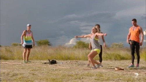 The Amazing Race Australia Season 3 Episode 4 - We Have A Lot of Experience with Poo