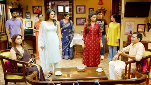Sonal Visits The Chawl still