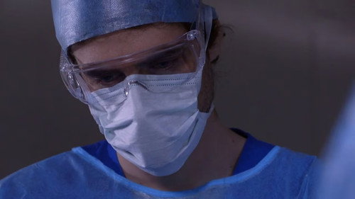 A Doctor in the Family Season 10 Episode 22 - Nastro rosa a Villa Aurora