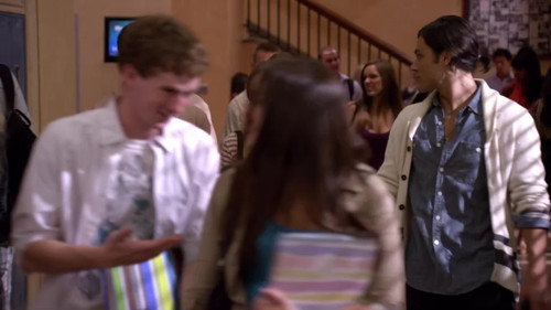 undefined Season 3 Episode 1 - Senior Year Baby