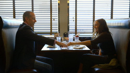 Comedians in Cars Getting Coffee: Single Shot Season 5 Episode 6 - Check, Please