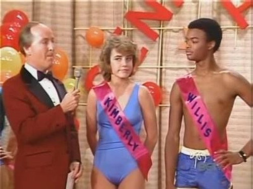Diff'rent Strokes Season 6 Episode 11 - The Senior Class Queen