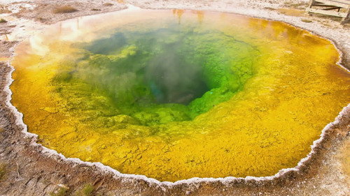 Ancient Yellowstone Season 1 Episode 1 - Alien Life