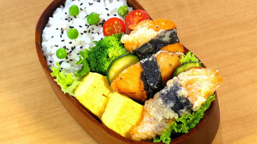 BENTO EXPO Season 6 Episode 6 - Sushi Sandwich Bento & Norimaki Salmon Fritter Bento