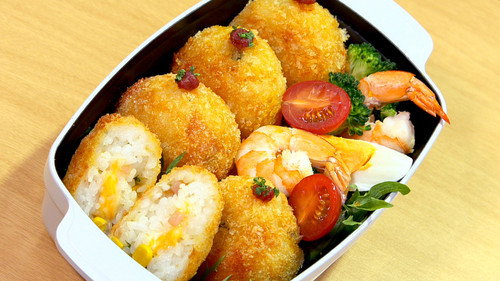BENTO EXPO Season 6 Episode 4 - Yaki-udon Bento & Rice Korokke Bento