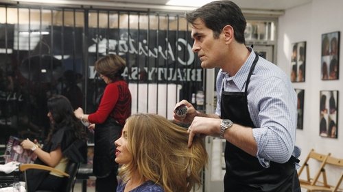 Modern Family Season 5 Episode 19 - A Hard Jay's Night
