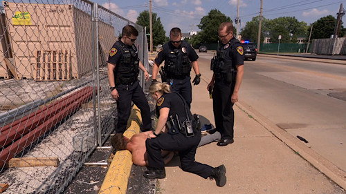 Cops Season 36 Episode 6 - Tased and Confused
