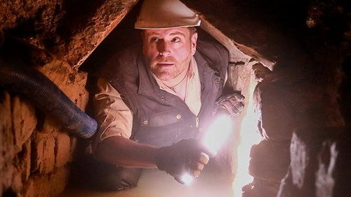 Expedition Unknown Season 14 Episode 2 - Alexander's Lost Tomb