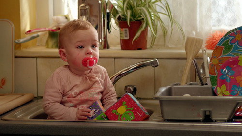 Raised by Wolves Season 2 Episode 2 - Hairy Poppins