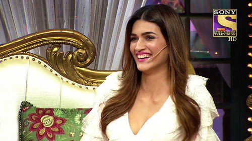 Housefull Party Continues still