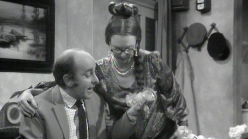 On the Buses Season 4 Episode 8 - The Anniversary
