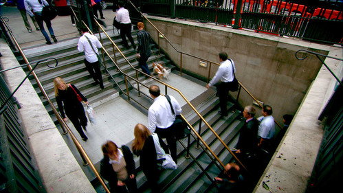 Big, Bigger, Biggest Season 3 Episode 3 - Metro
