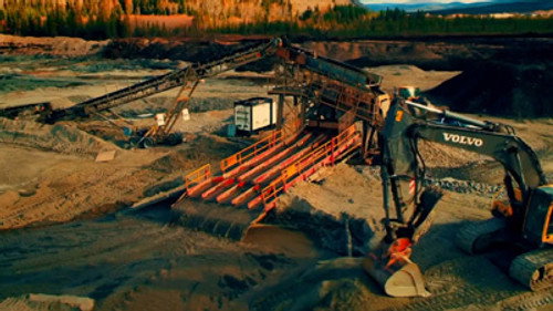 Gold Rush Season 8 Episode 17 - Gold Rush: Parker v Beets