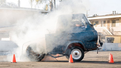 Roadkill Season 8 Episode 3 - Rear-Engine Replacement: The Econorado Is Born!