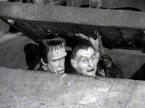 The Munsters Season 2 Episode 20 - Grandpa’s Lost Wife