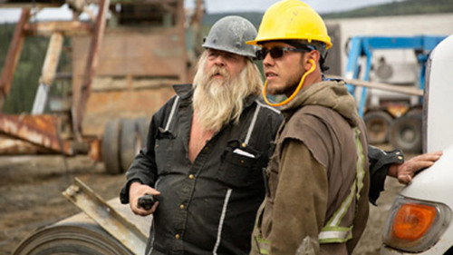 Gold Rush Season 10 Episode 19 - Bring in the Big Guns