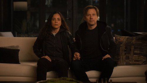 Dark Matter Season 2 Episode 3 - Everything Beautiful, Everything Terrible