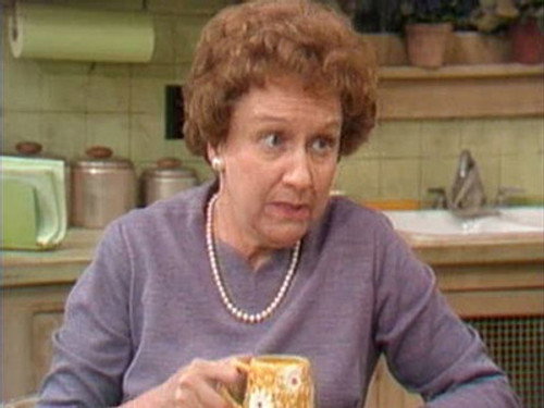 All in the Family Season 5 Episode 19 - All's Fair