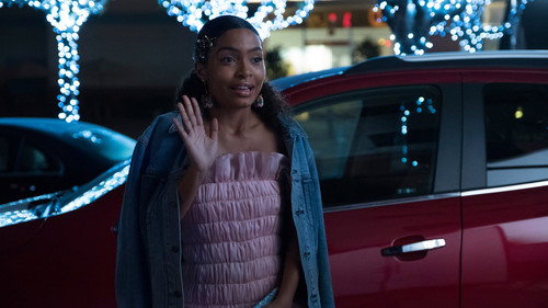 grown-ish Season 1 Episode 12 - Crew Love