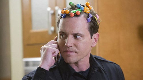 Sirens Season 2 Episode 5 - All the Single Ladies