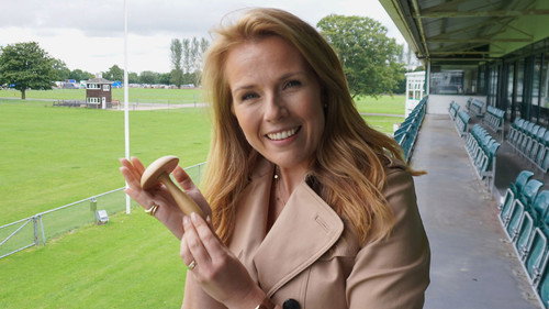 Bargain Hunt Season 70 Episode 13 - Ardingly 6