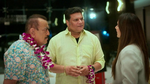 Team CID On A Vacation still