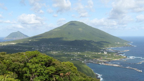 Seasoning the Seasons Season 8 Episode 7 - Hachijo-Jima: A Place to Rest on the Road of Life