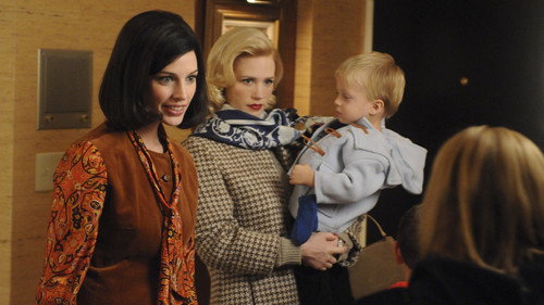 Mad Men Season 5 Episode 9 - Dark Shadows