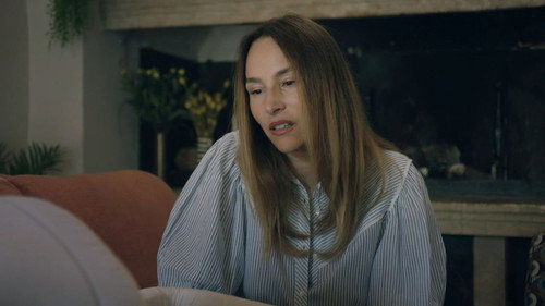 Episode 212 still
