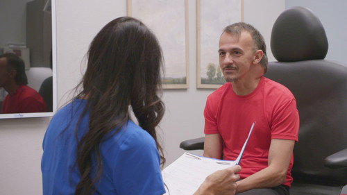 Dr. Pimple Popper: Breaking Out Season 1 Episode 9 - Triangle of Death