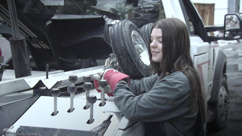 Highway Thru Hell Season 12 Episode 16 - Forever a Trucker