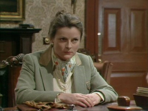 Yes Minister Season 2 Episode 4 - The Greasy Pole