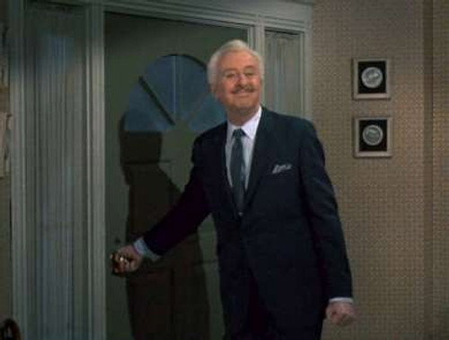 Bewitched Season 6 Episode 15 - Samantha's Better Halves