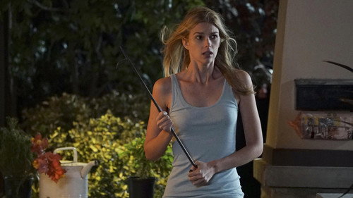 Stitchers Season 1 Episode 11 - When Darkness Falls