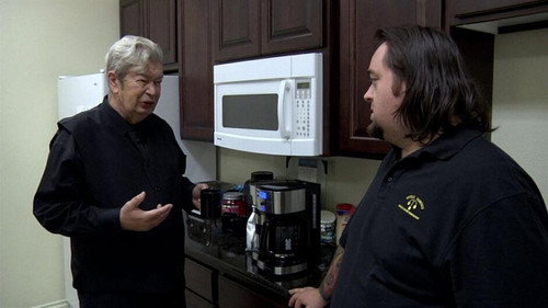 Pawn Stars Season 8 Episode 14 - Rage Against that Machine