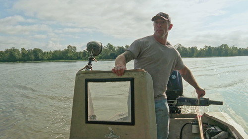 Swamp People Season 16 Episode 3 - Chaos Before the Storm
