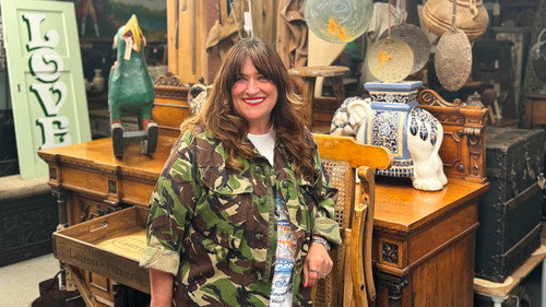 Johnny Vegas' Little Shop of Antiques Season 2 Episode 6 - Episode 6