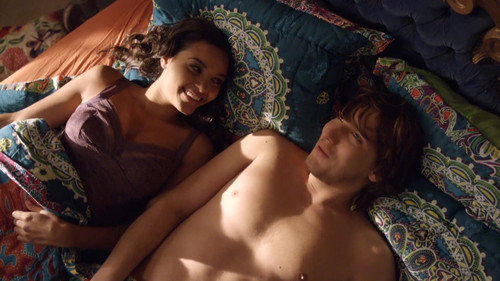 Friends with Benefits Season 1 Episode 12 - The Benefit of Friends