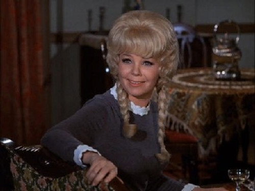Hogan's Heroes Season 5 Episode 1 - Hogan Goes Hollywood