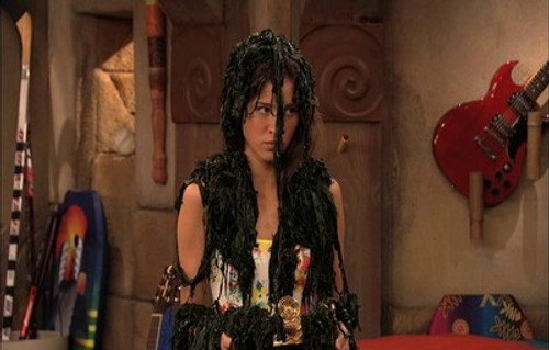 Pair of Kings Season 1 Episode 12 - Pair of Jokers