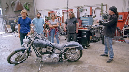 Car Masters: Rust to Riches Season 2 Episode 2 - Totaled Disaster