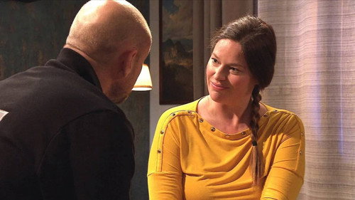 Episode 5210 still