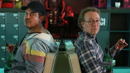 Karl & Max Season 1 Episode 8 - Three Balls, Two Strikes