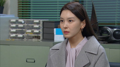 Woman in a Veil Season 1 Episode 9 - Episode 9